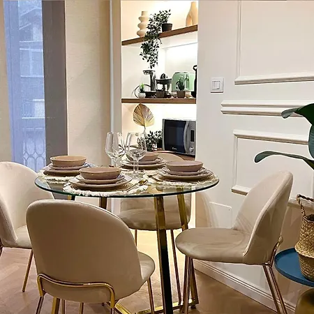 Appartamento Belle époque Nel Cuore Di Torino